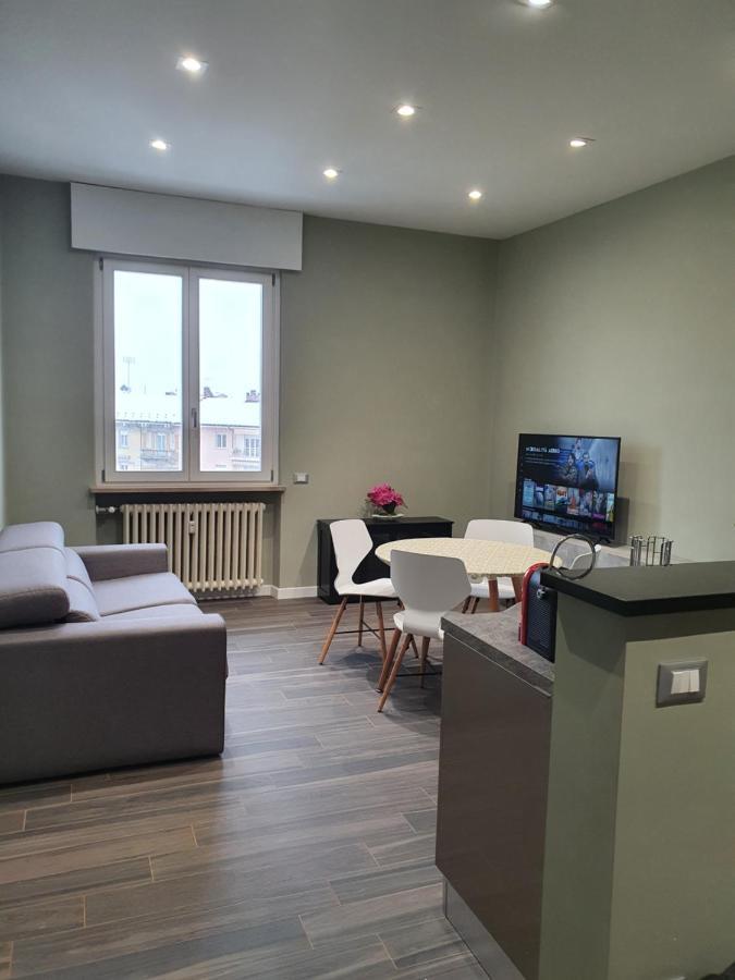 Pellico Stylish Apartments Cuneo Dış mekan fotoğraf